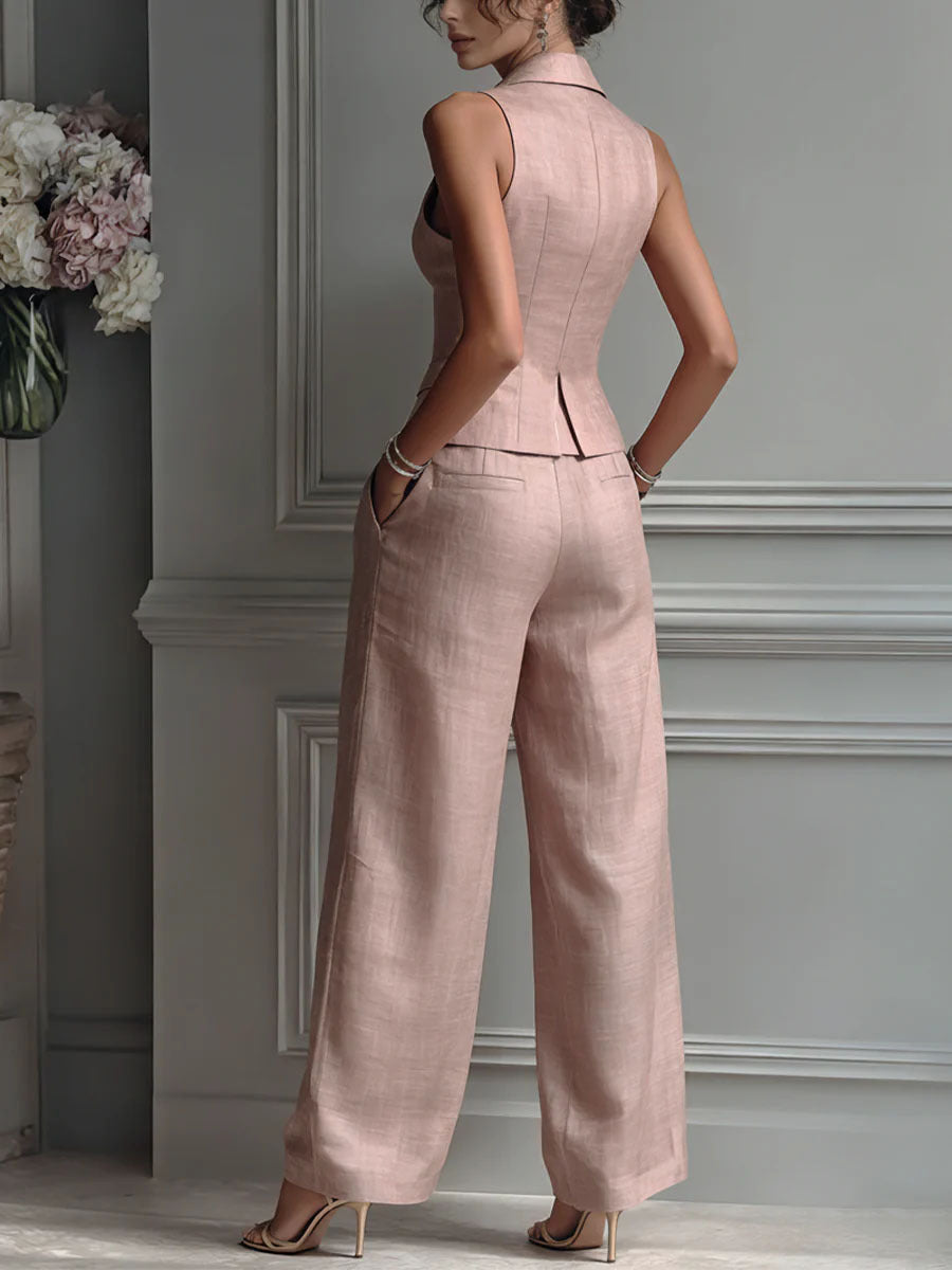 Traje de dos piezas con escote en V