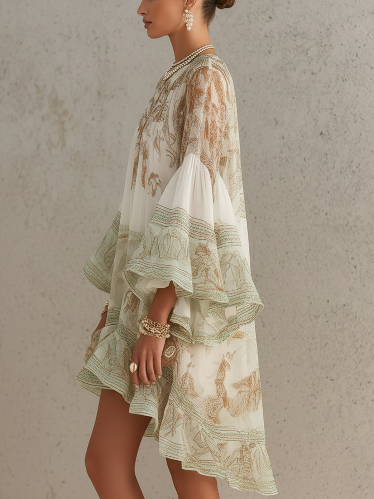 Laurent | Minivestido de gasa con mangas de volante y bajo rayado verde