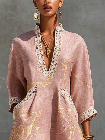 Laurent | Minivestido de ganchillo rosa con motivos dorados y escote en V