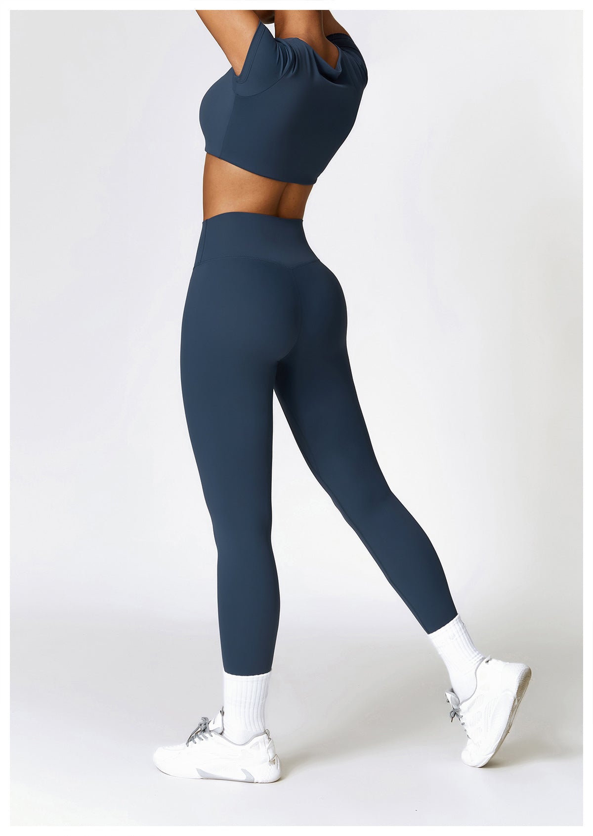 Laurent | Conjunto de camiseta y leggings