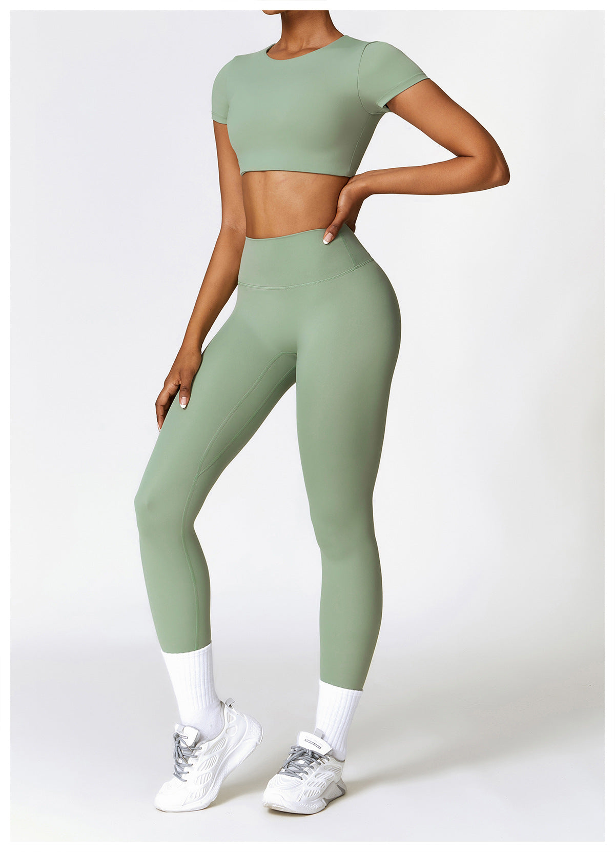 Laurent | Conjunto de camiseta y leggings