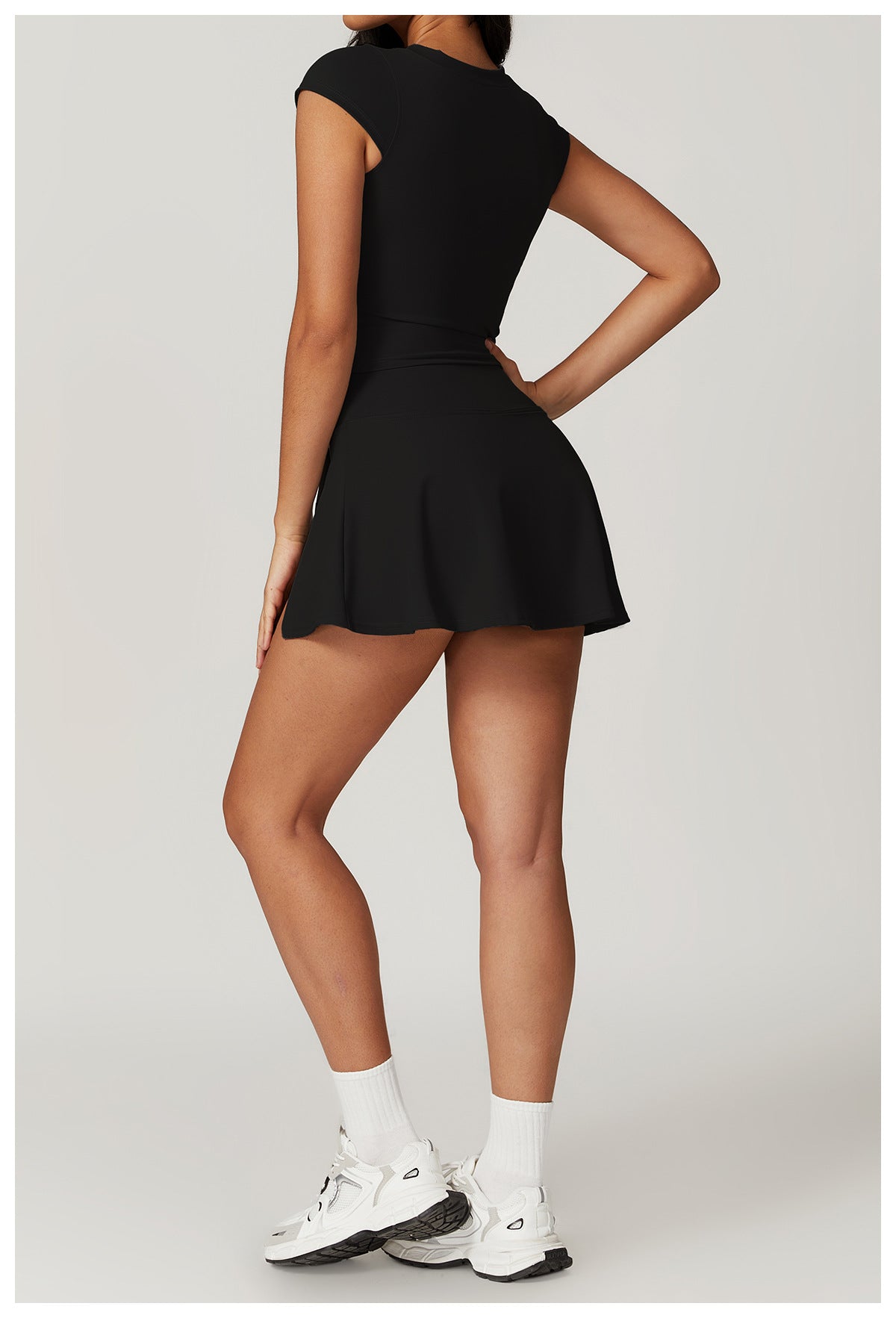 Laurent | Conjunto de camiseta y falda