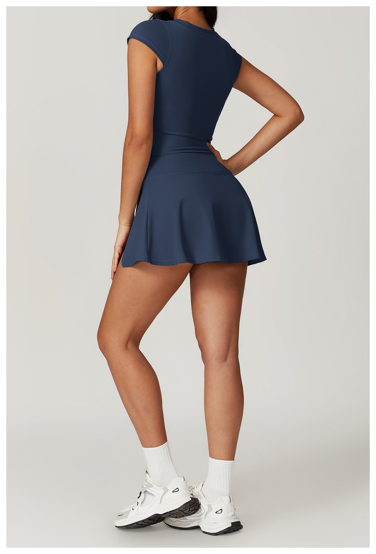 Laurent | Conjunto de camiseta y falda