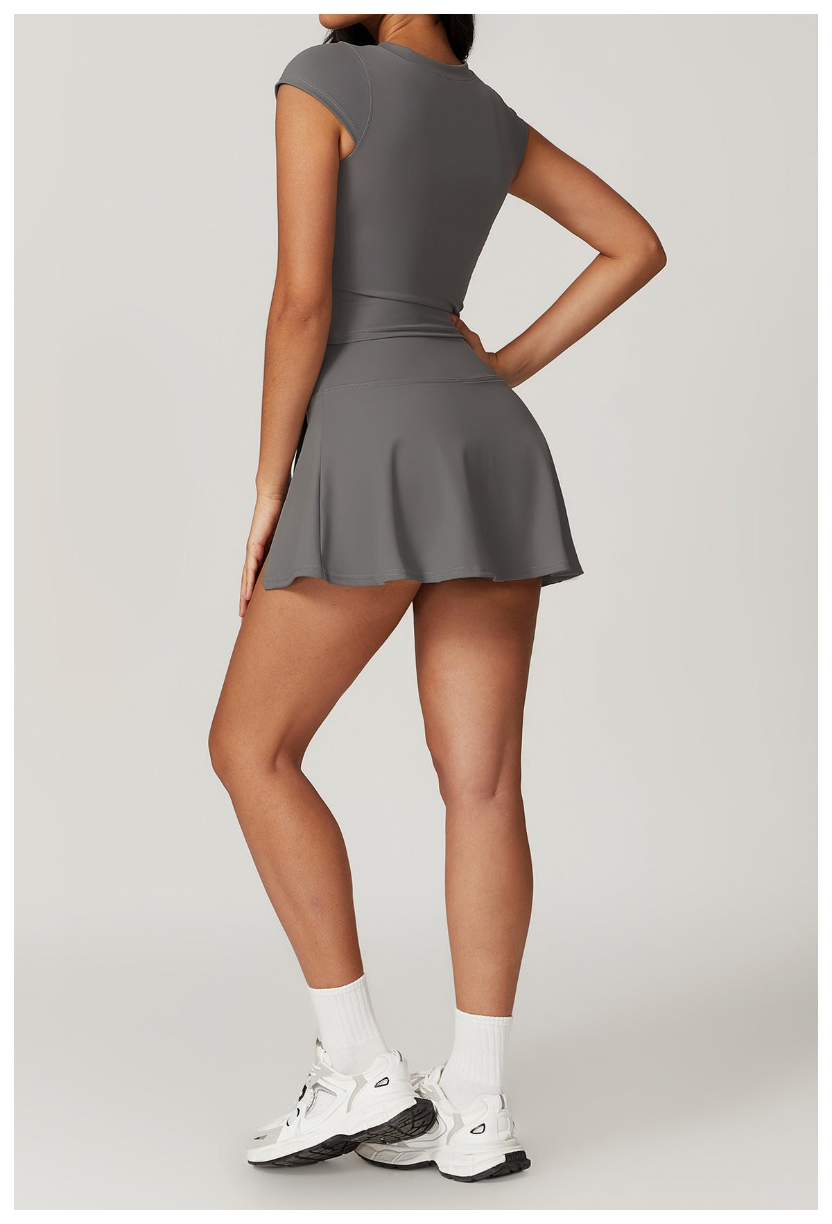 Laurent | Conjunto de camiseta y falda