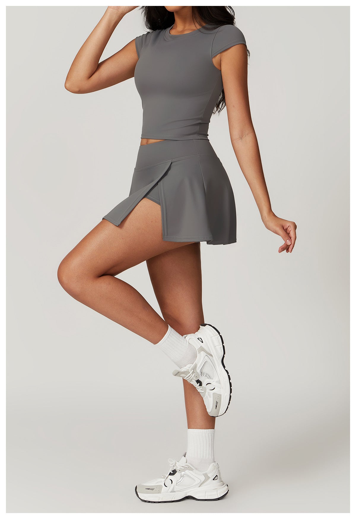 Laurent | Conjunto de camiseta y falda